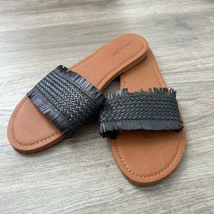 American Eagle Black Sandals